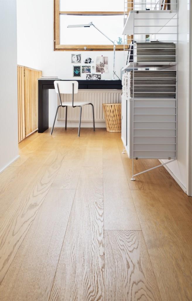 Timberwise Tammi Oak Select 270mm Sävyttämätön Harjattu Öljyvahattu / Uncolored Brushed Wax oiled