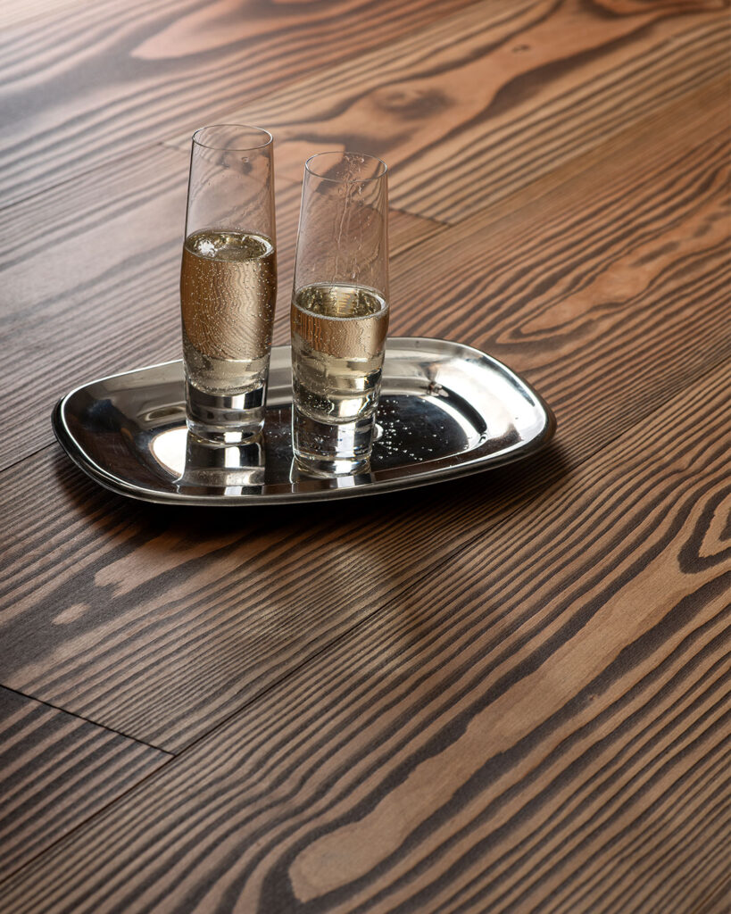 Timberwise-parkettilattia-douglas-eben-kuohuviini